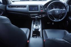 2017 Honda HR-V VTi-L