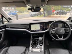 2022 Volkswagen Touareg 210TDI Elegance