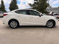2017 Mazda 3 Neo