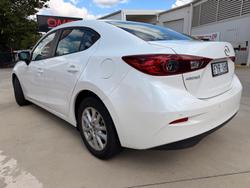 2017 Mazda 3 Neo