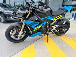 2025 BMW S 1000 R Race