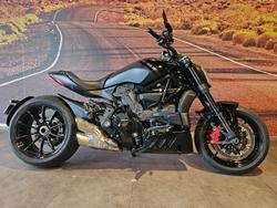 Ducati Xdiavel Nera