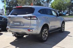 2022 Isuzu MU-X LS-T