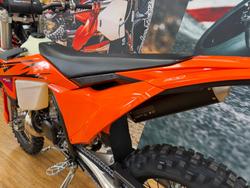 2026 Ktm 300 EXC ENDURO ORANGE