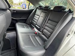 2014 Lexus IS 300h Luxury AVE30R Titanium Silver