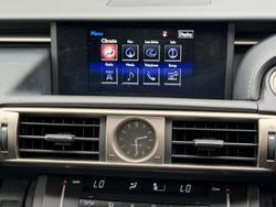 2014 Lexus IS 300h Luxury AVE30R Titanium Silver