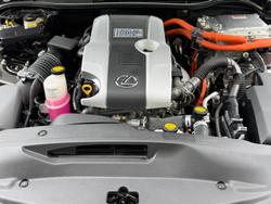 2014 Lexus IS 300h Luxury AVE30R Titanium Silver