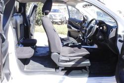 2019 Nissan Navara RX D23 Series 3 4x2 Polar White