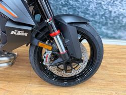 2025 Ktm 1390 SUPER DUKE R BLUE