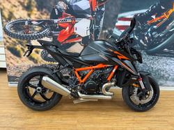 KTM 1390 Super Duke R