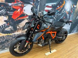 2025 Ktm 1390 SUPER DUKE R BLUE