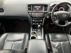 2018 Nissan Pathfinder ST-L