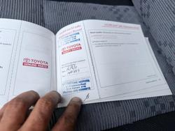 2003 Toyota Hilux SR5 KZN165R MY02 4X4 Dual Range French Vanilla