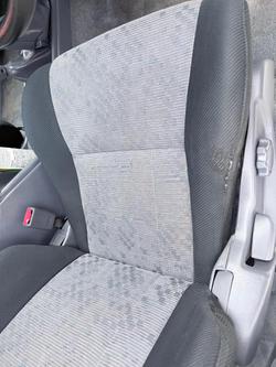 2003 Toyota Hilux SR5 KZN165R MY02 4X4 Dual Range French Vanilla