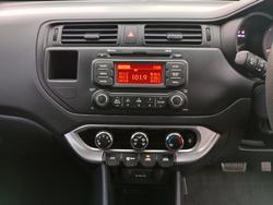 2014 Kia Rio S UB MY14 Deep Blue