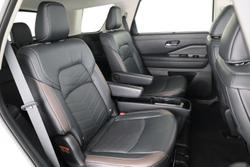 2022 Nissan Pathfinder Ti-L