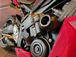 2025 Honda CBR650R E-Clutch CBR 650 Red