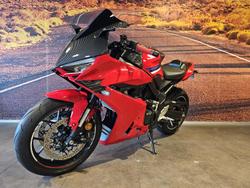 2025 Honda CBR650R E-Clutch CBR 650 Red