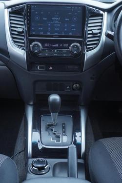 2015 Mitsubishi Triton GLS