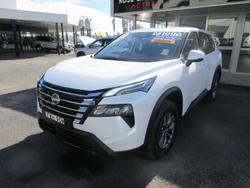 2026 Nissan X-TRAIL ST