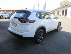 2026 Nissan X-TRAIL ST