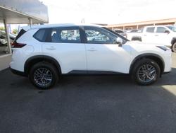 2026 Nissan X-TRAIL ST
