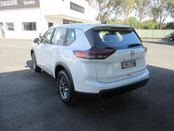 2026 Nissan X-TRAIL ST
