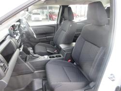 2026 Nissan Navara SL