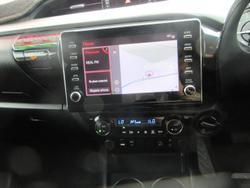 2021 Toyota Hilux SR5