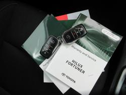 2021 Toyota Hilux SR5