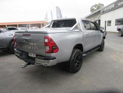 2021 Toyota Hilux SR5