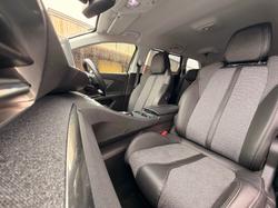 2018 Peugeot 5008 Allure