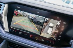 2025 Volkswagen Touareg R