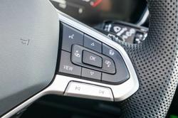 2025 Volkswagen Touareg R