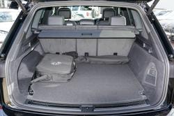 2025 Volkswagen Touareg R