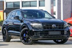 2025 Volkswagen Touareg R