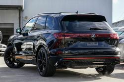2025 Volkswagen Touareg R
