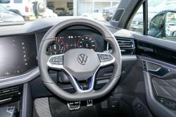 2025 Volkswagen Touareg R