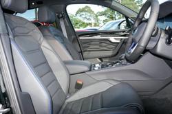 2025 Volkswagen Touareg R