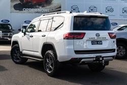 2023 Toyota Landcruiser GR Sport