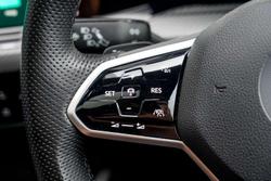 2022 Volkswagen Golf 110TSI R-Line