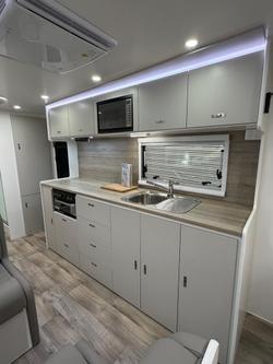 2026 Design RV Forerunner 220R