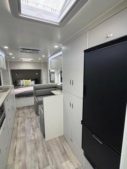 2026 Design RV Forerunner 220R