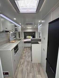 2026 Design RV Forerunner 220R