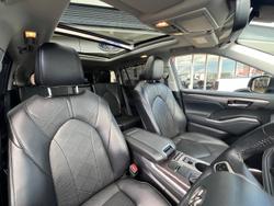 2022 Toyota Kluger Grande