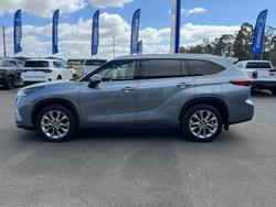 2022 Toyota Kluger Grande