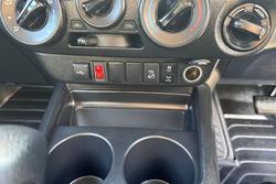 2025 Toyota Hilux SR GUN126R 4X4 Dual Range Glacier White