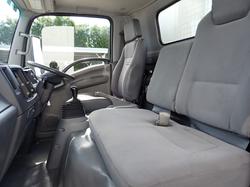 2014 ISUZU NPR 400