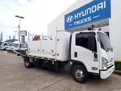 2014 ISUZU NPR 400