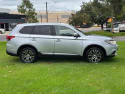 2015 Mitsubishi Outlander LS